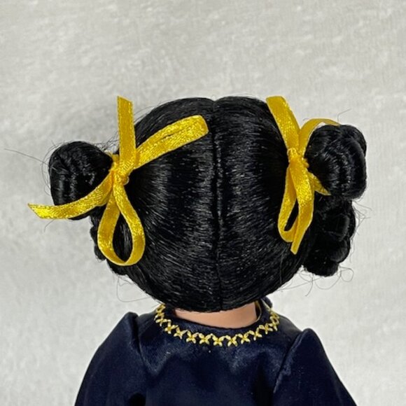 Rare Madame Alexander restrung 8" Shanghai doll with  stand - Picture 6 of 8